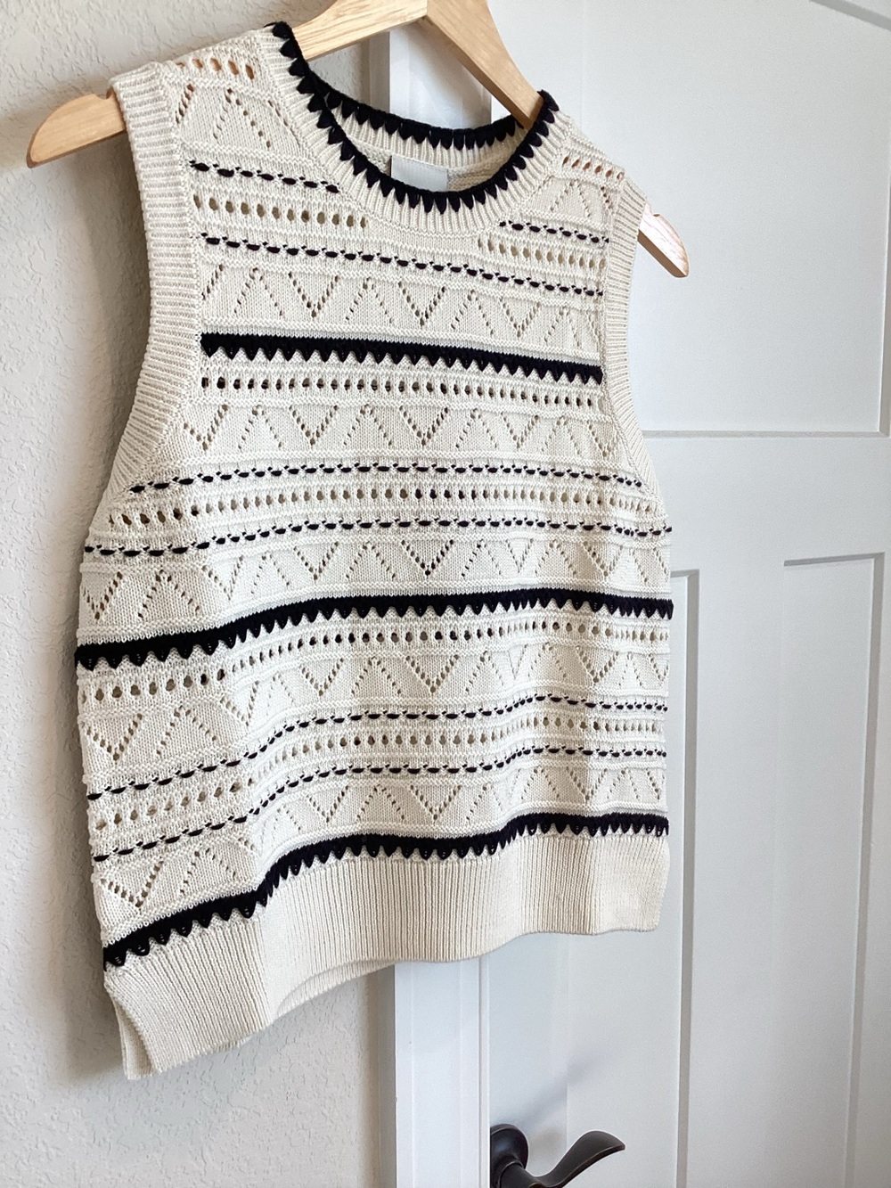 Varley Sleeveless Pointelle Sweater Vest Athena Knit New Small Anthropologie - Picture 3 of 10